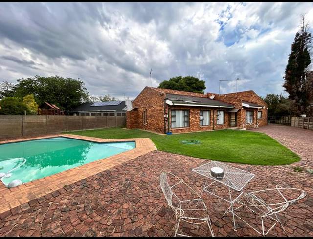 3 BEDROOM HOUSE FOR SALE IN FERRYVALE
